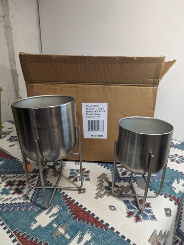 Silver metal deco planter - metal,