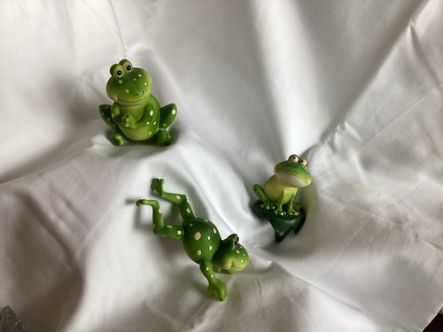 Set three frog plant - frog,